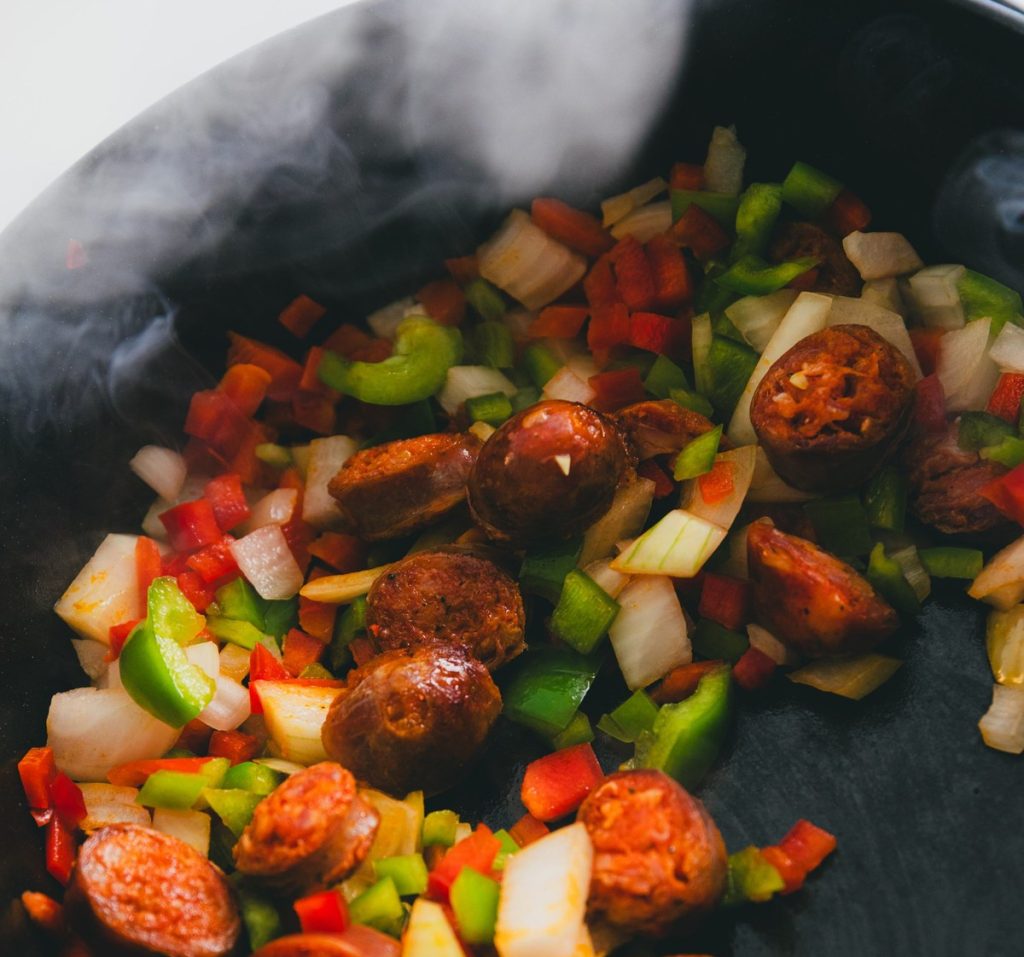 Guiso de chorizo con verduras